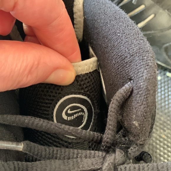 Nike Football Cleats - Picture 4 of 6